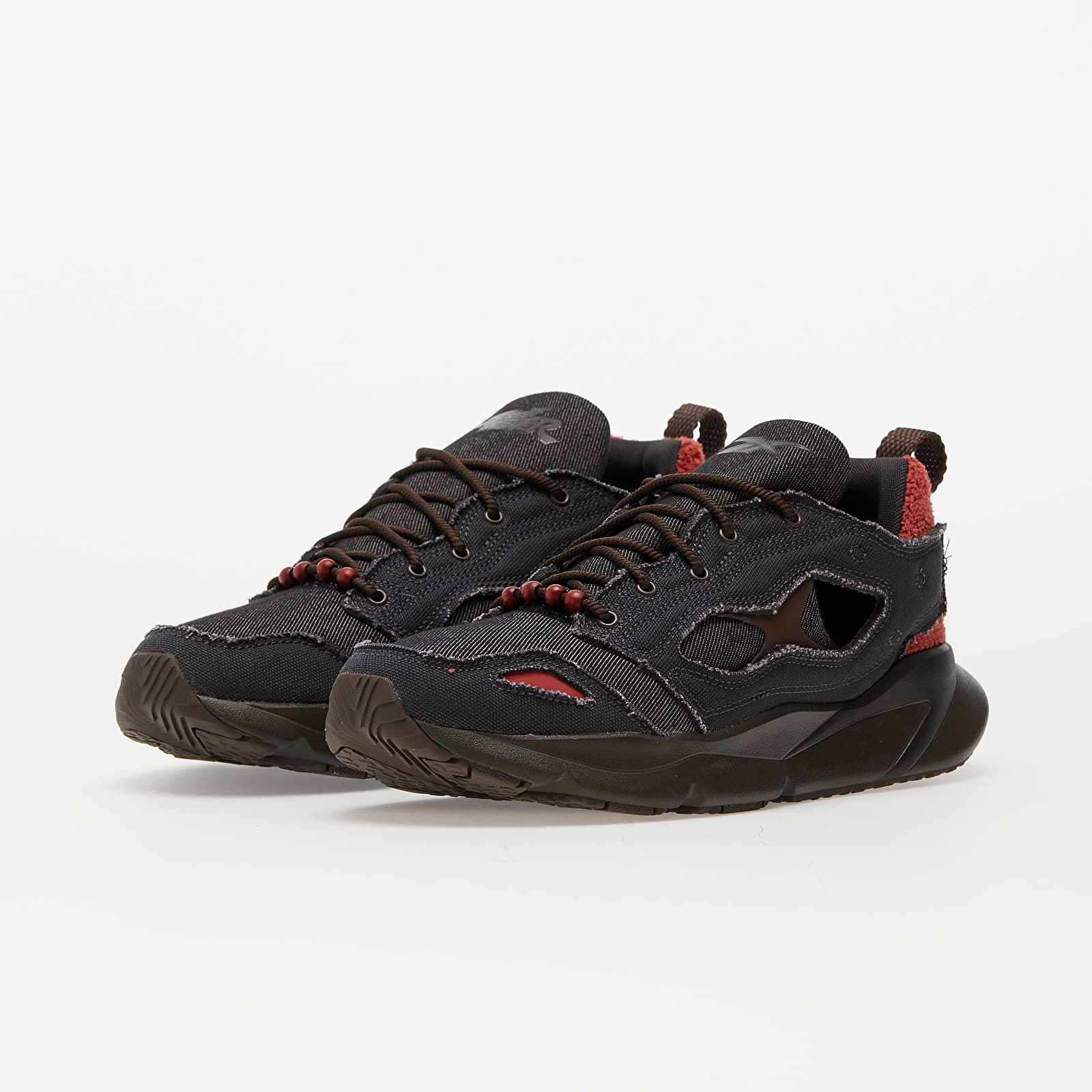 Zapatillas Hombre Reebok x Street Fighter Furylite 95 Core Black Chabrn Mars Red Footshop