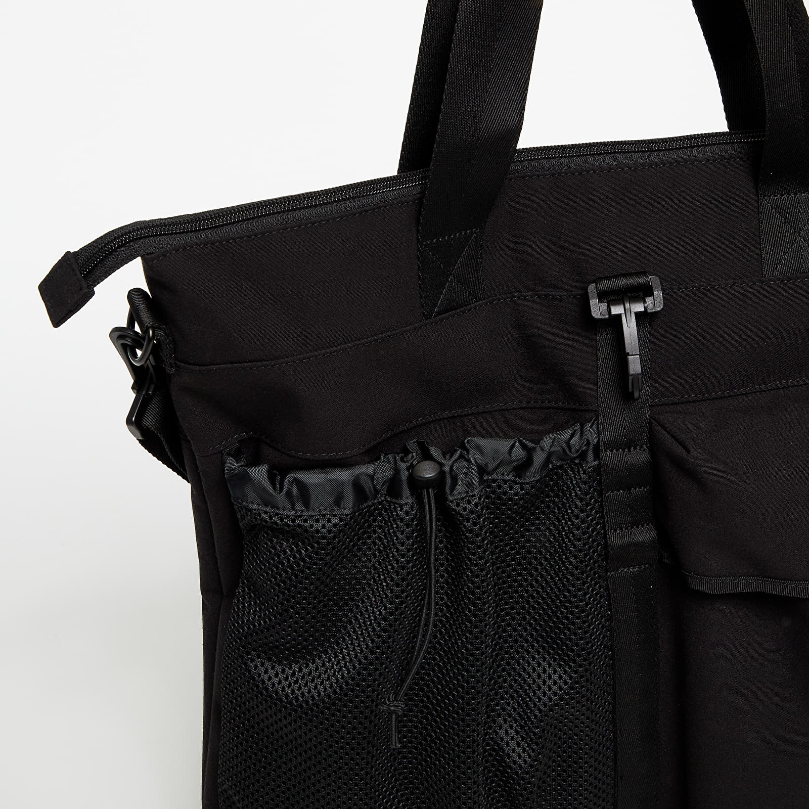 Crossbody-väskor EASTPAK Elmet Roothed Black