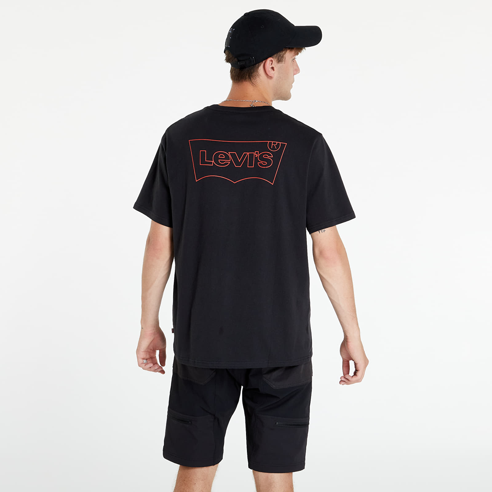 Tričká Levi's® Short Sleeve Relaxed Fit Tee Core Black