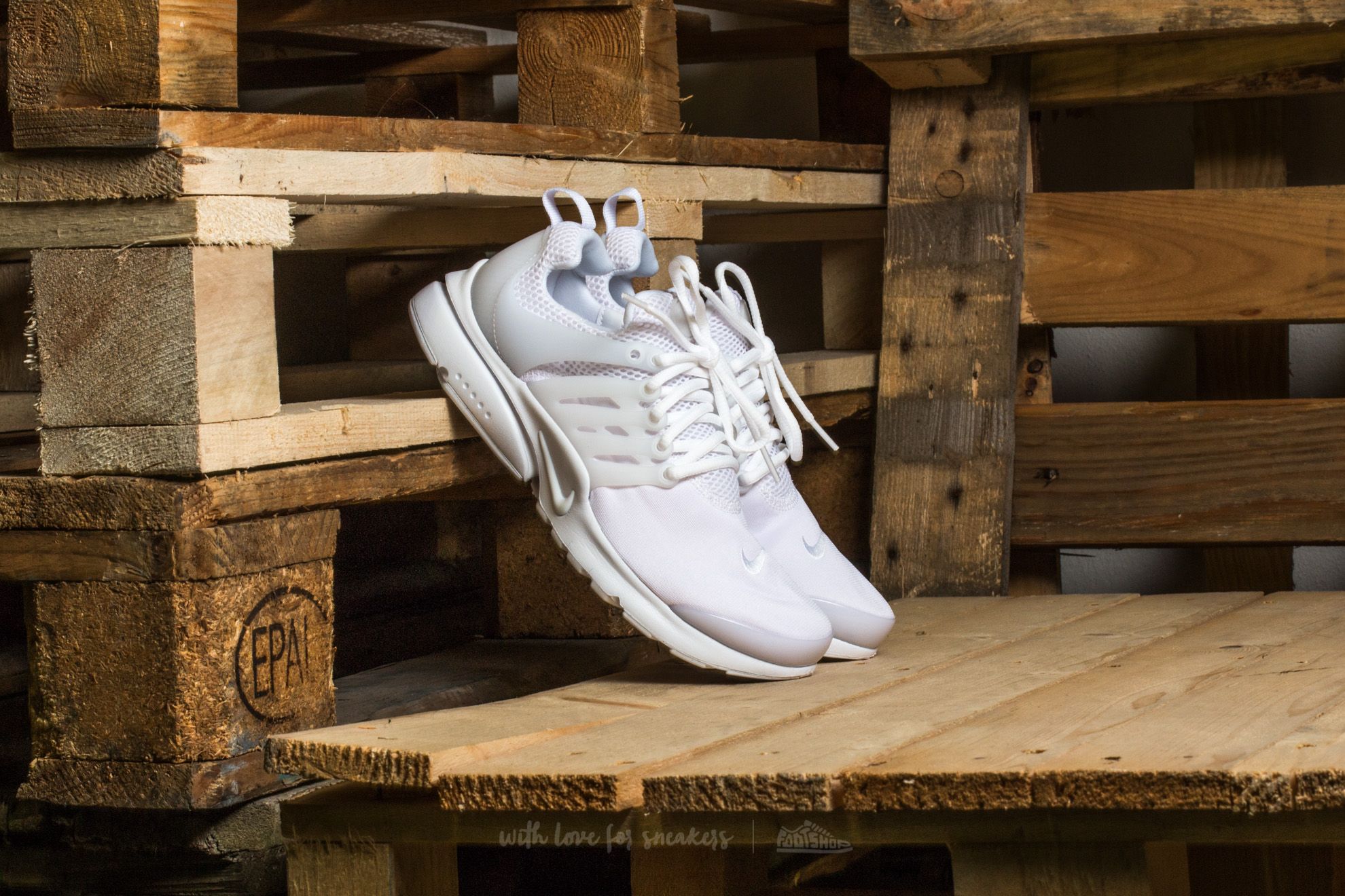 Дамски кецове и обувки Nike Presto (GS) White/ White-White