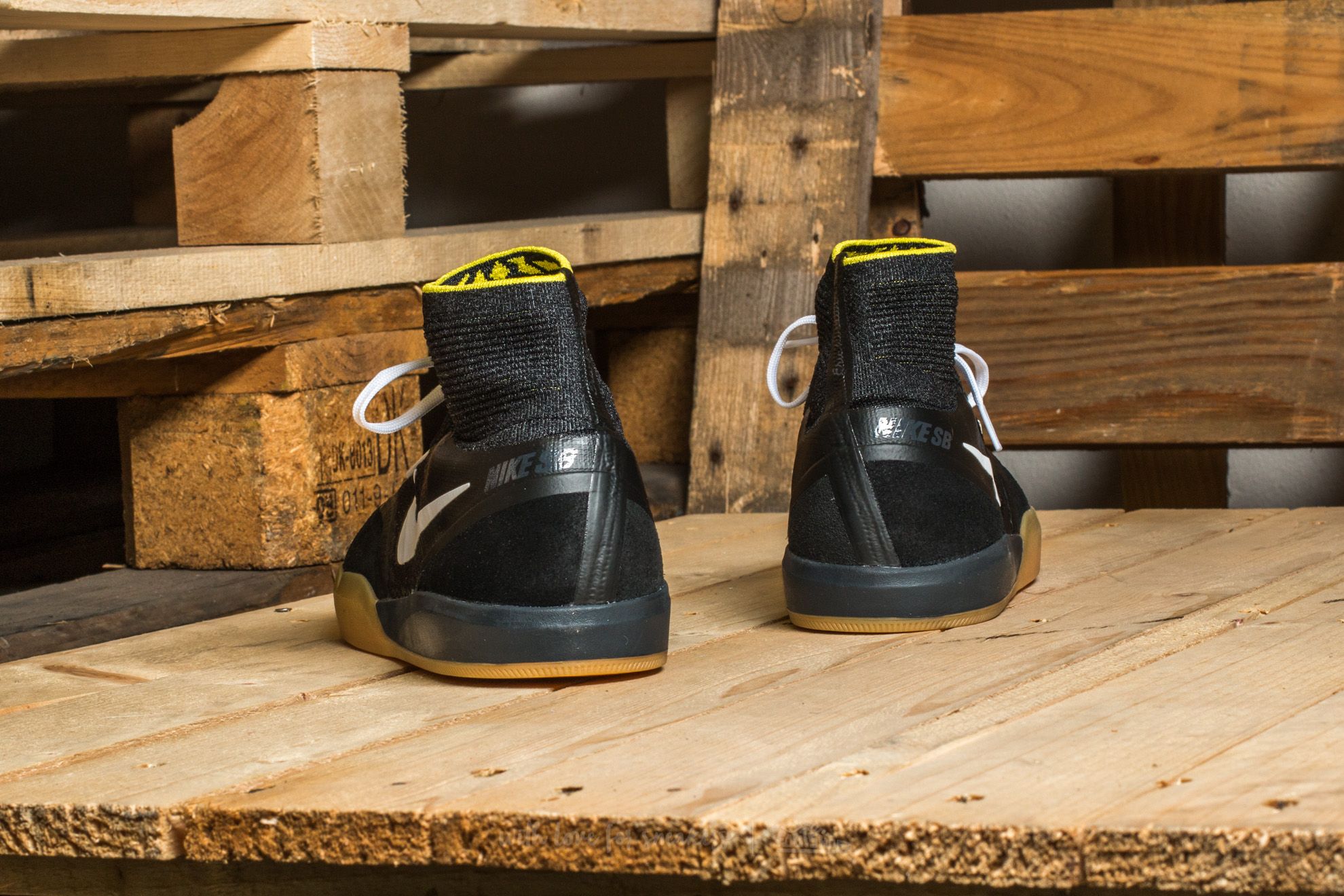 Vyriška avalynė Nike SB Hyperfeel Koston 3 Black/ White-Yellow Strike