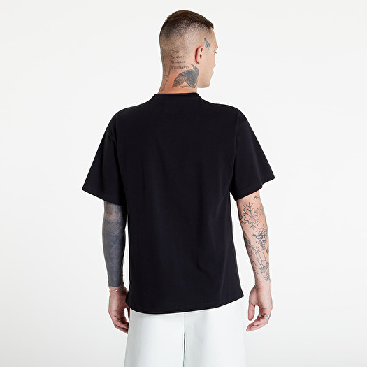 nike nrg essentials t shirt