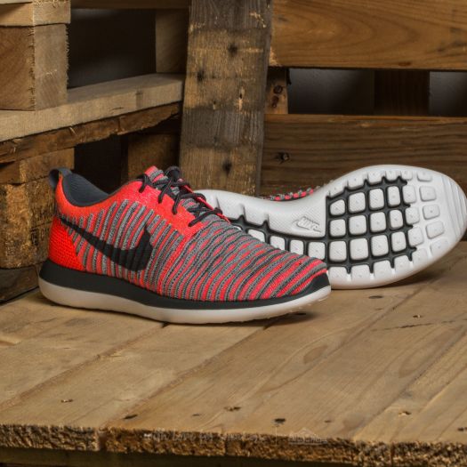Nike roshe two flyknit hot sale mujer rojas