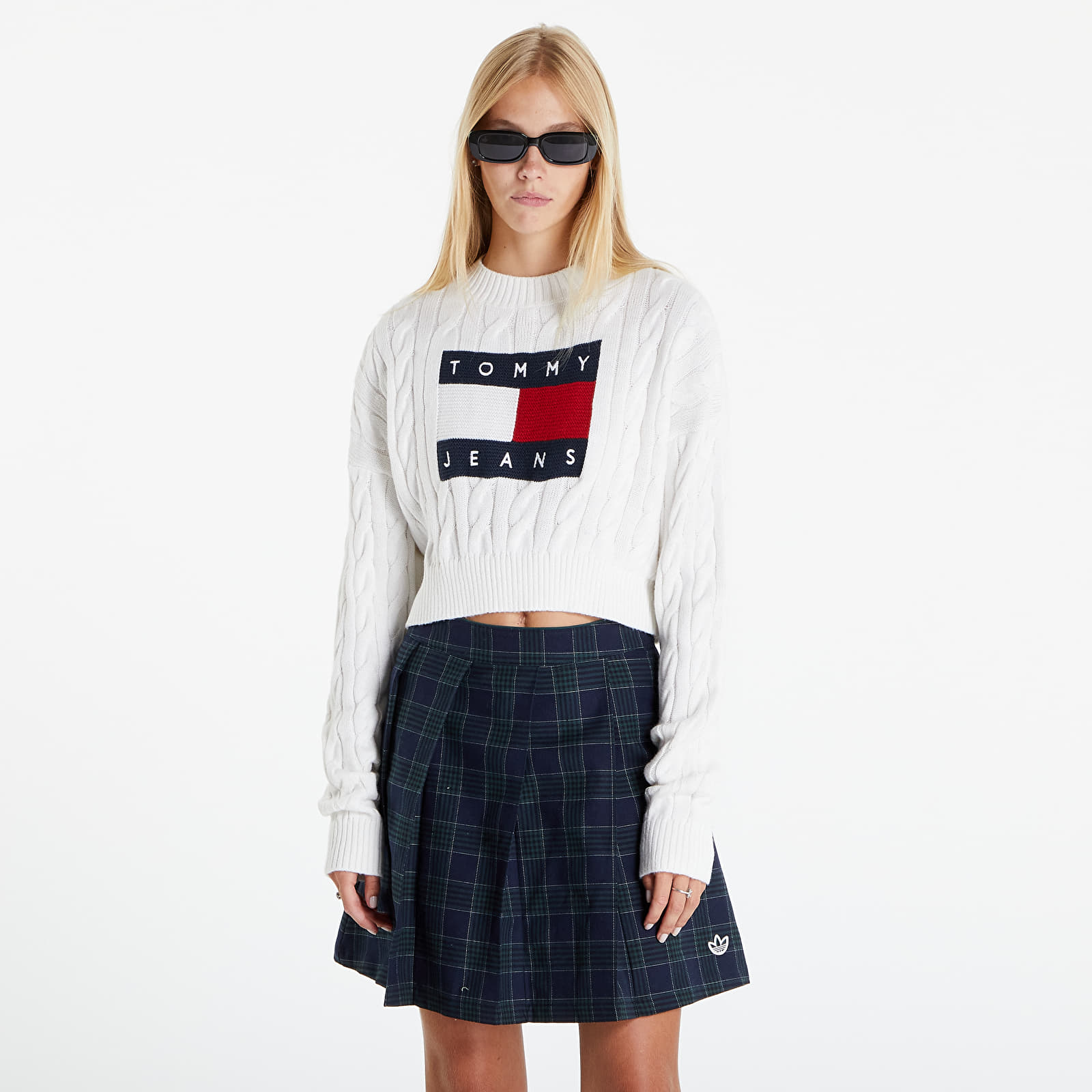White Tommy Footshop Boxy Tjw Flag Sweaters Jeans | Center