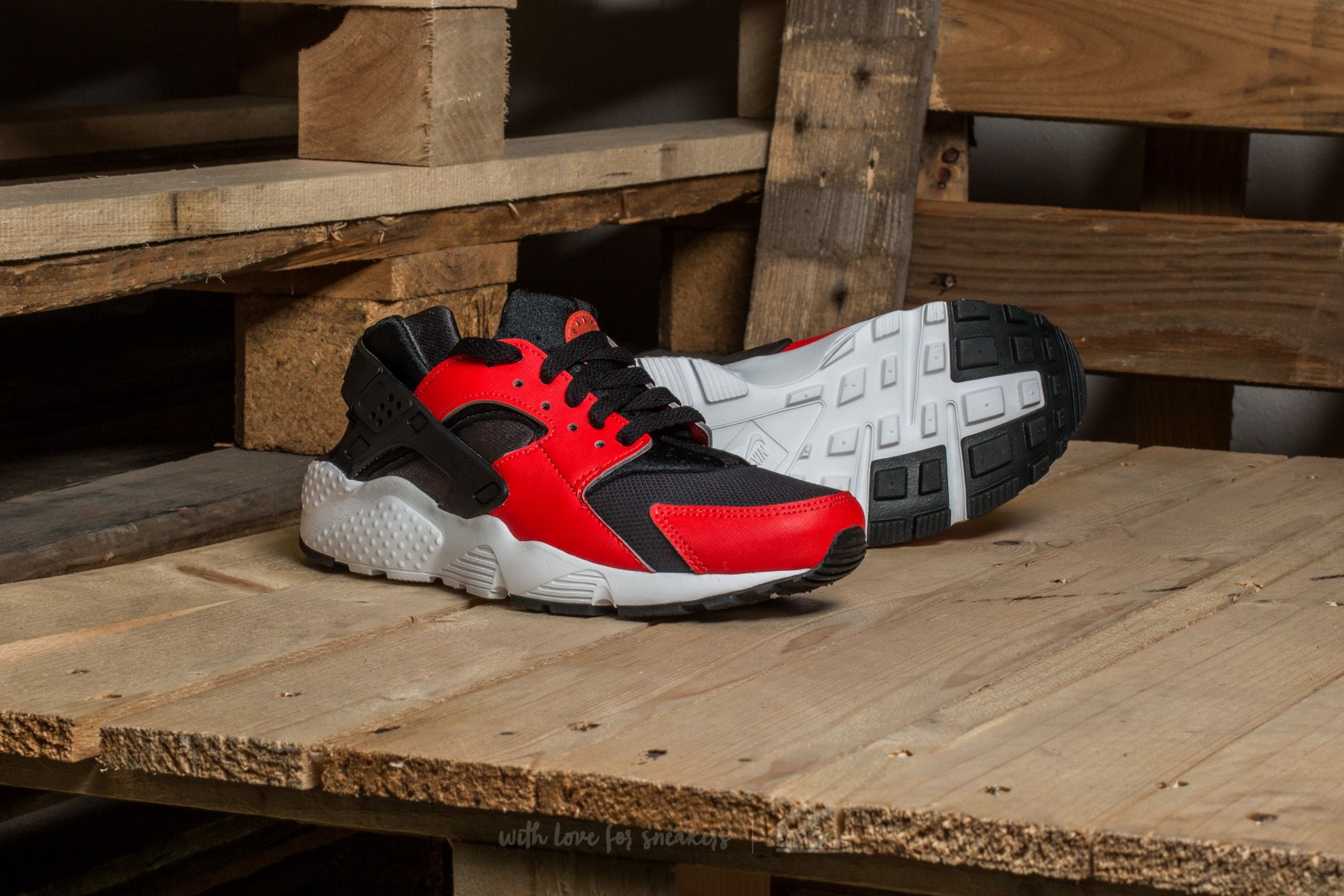 Women's shoes Nike Huarache Run (GS) Max Orange/ Black-Black