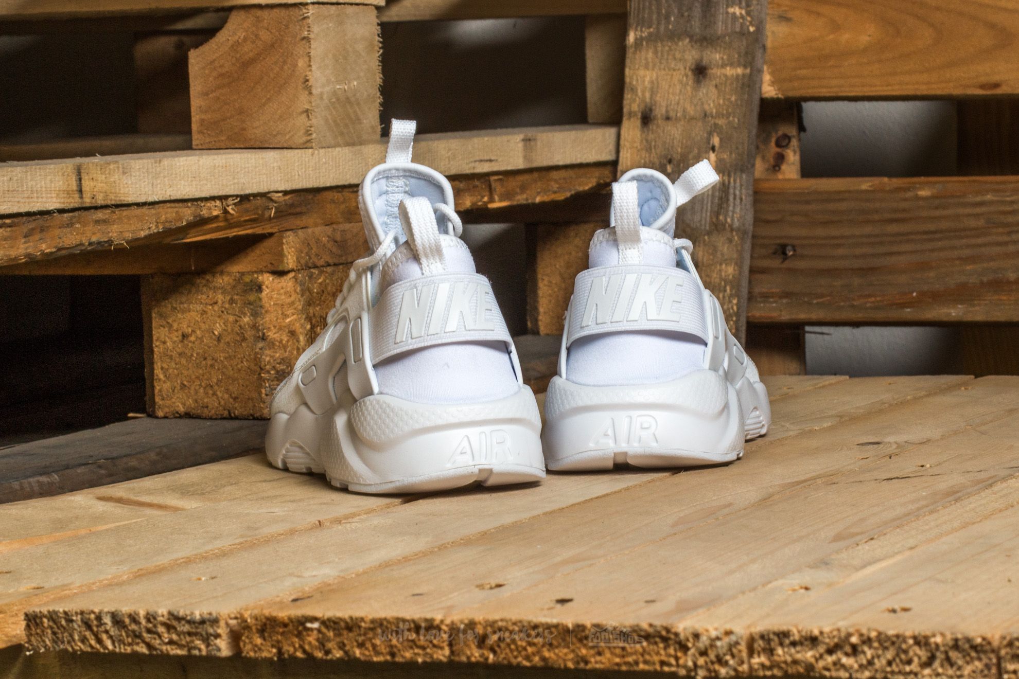 Chaussures et baskets femme Nike Air Huarache Run Ultra Gs White/ White-White