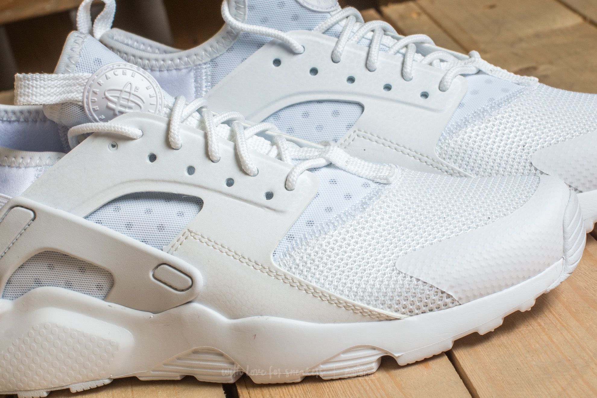 Buty damskie Nike Air Huarache Run Ultra Gs White White White