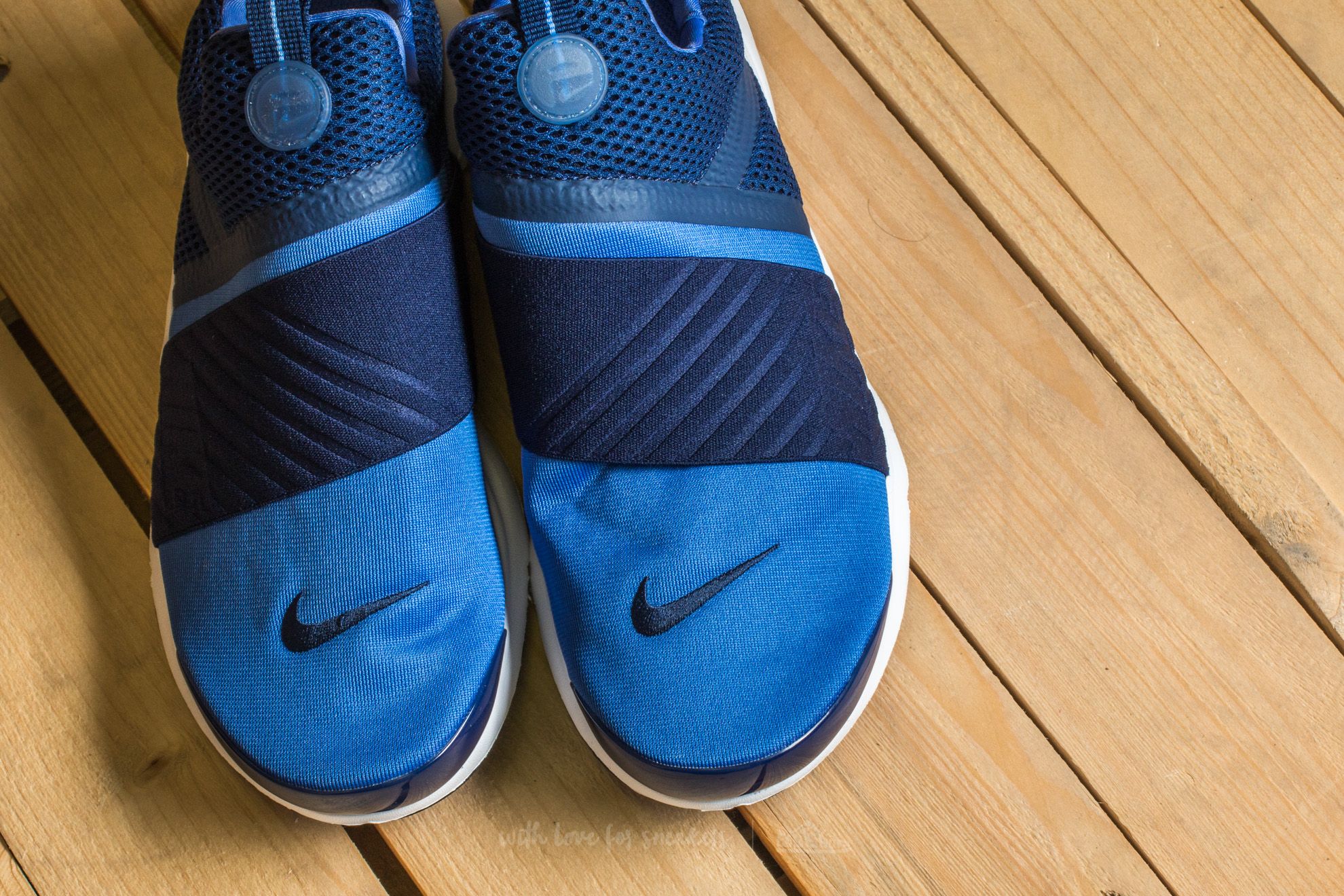 Women s shoes Nike Presto Extreme GS Comet Blue Binary Blue White Footshop