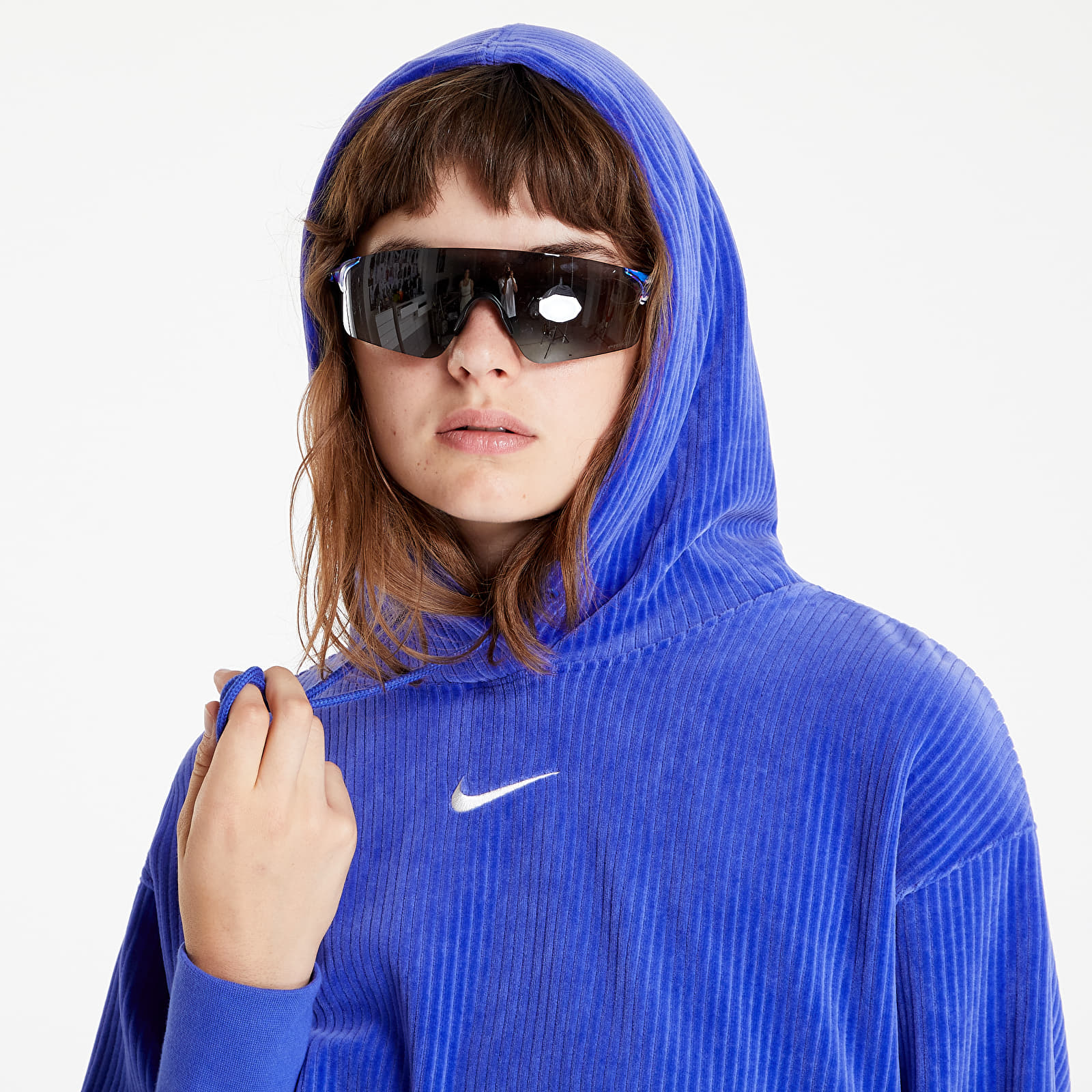 Hoodies and sweatshirts Nike Sportswear Women s Velour Cropped Pullover Hoodie Lapis Sail Footshop