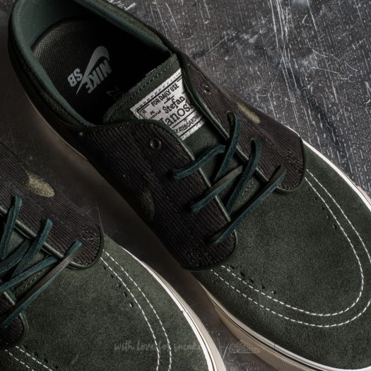 Nike sb army sales