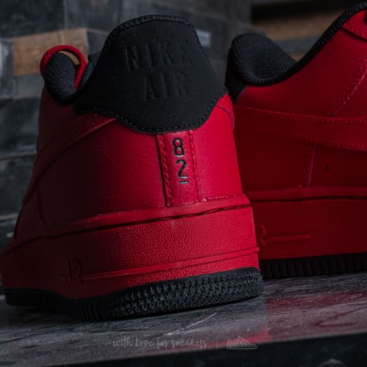 red and black womens nikes