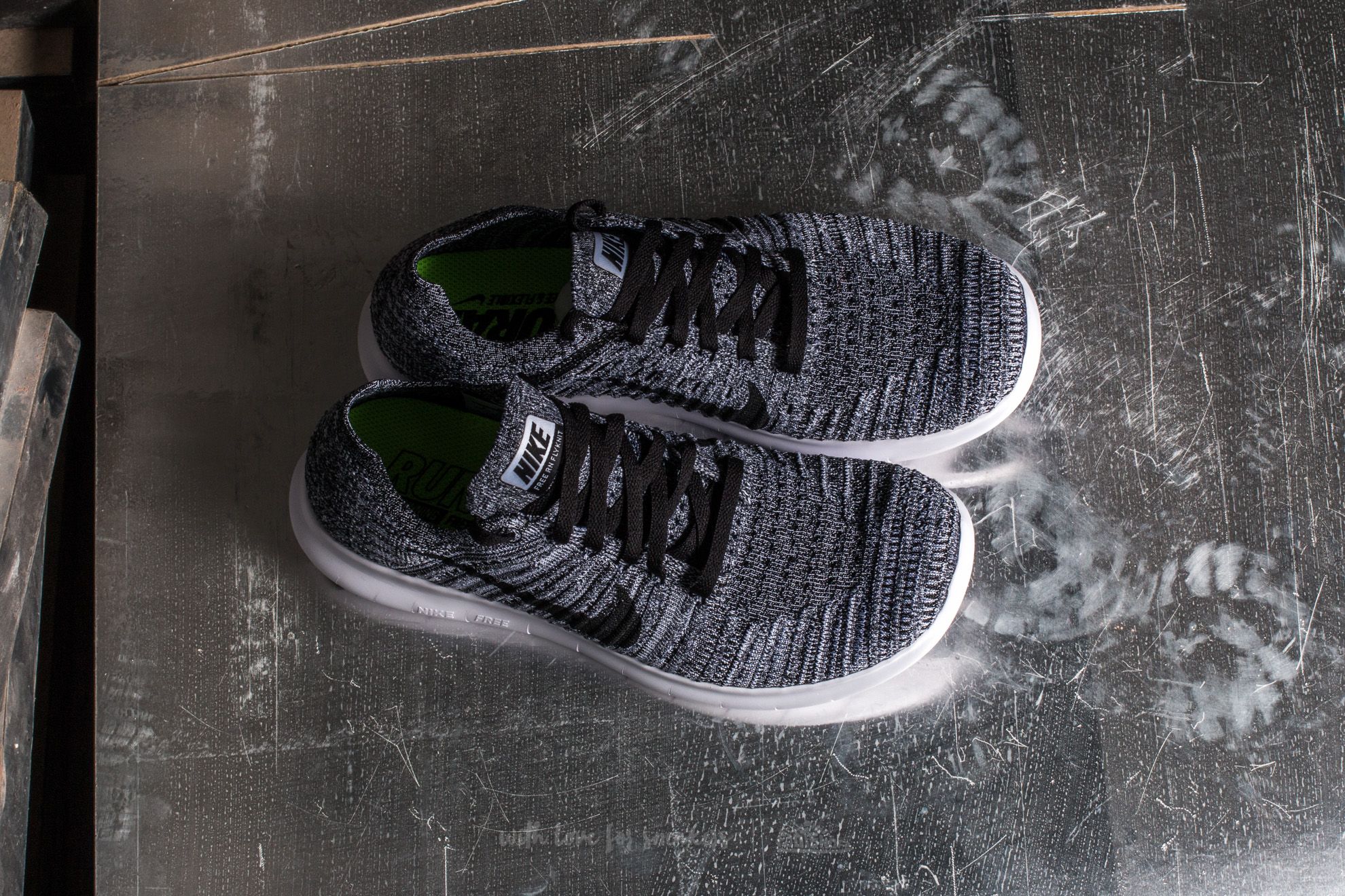 Women s shoes Nike Wmns Free Run Flyknit White Black Footshop