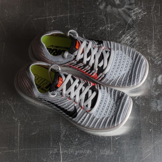 Nike Wmns Free Run Flyknit