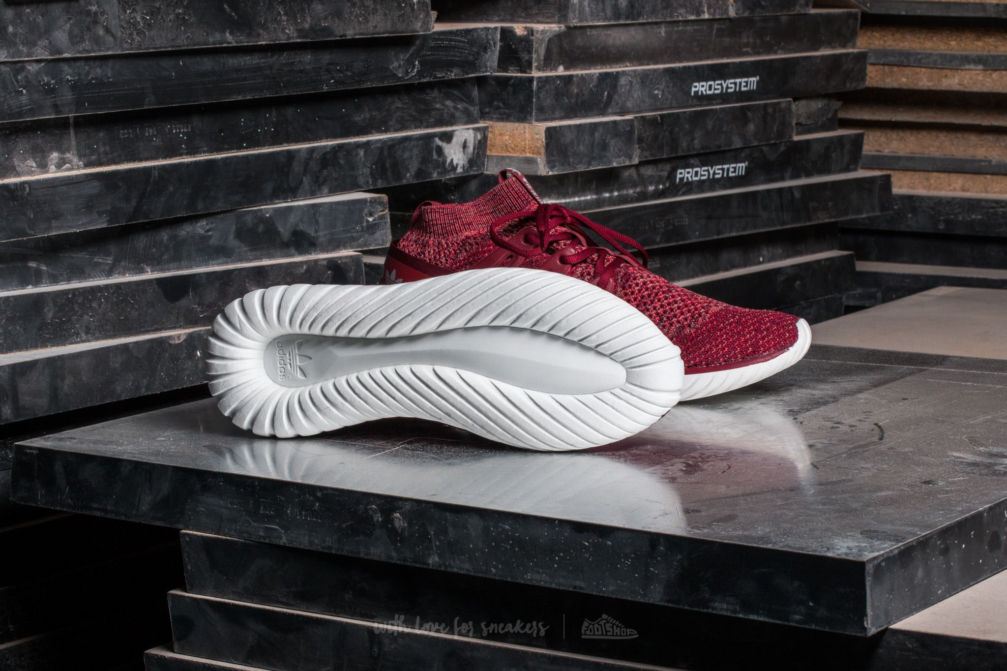 Adidas tubular doom red discount