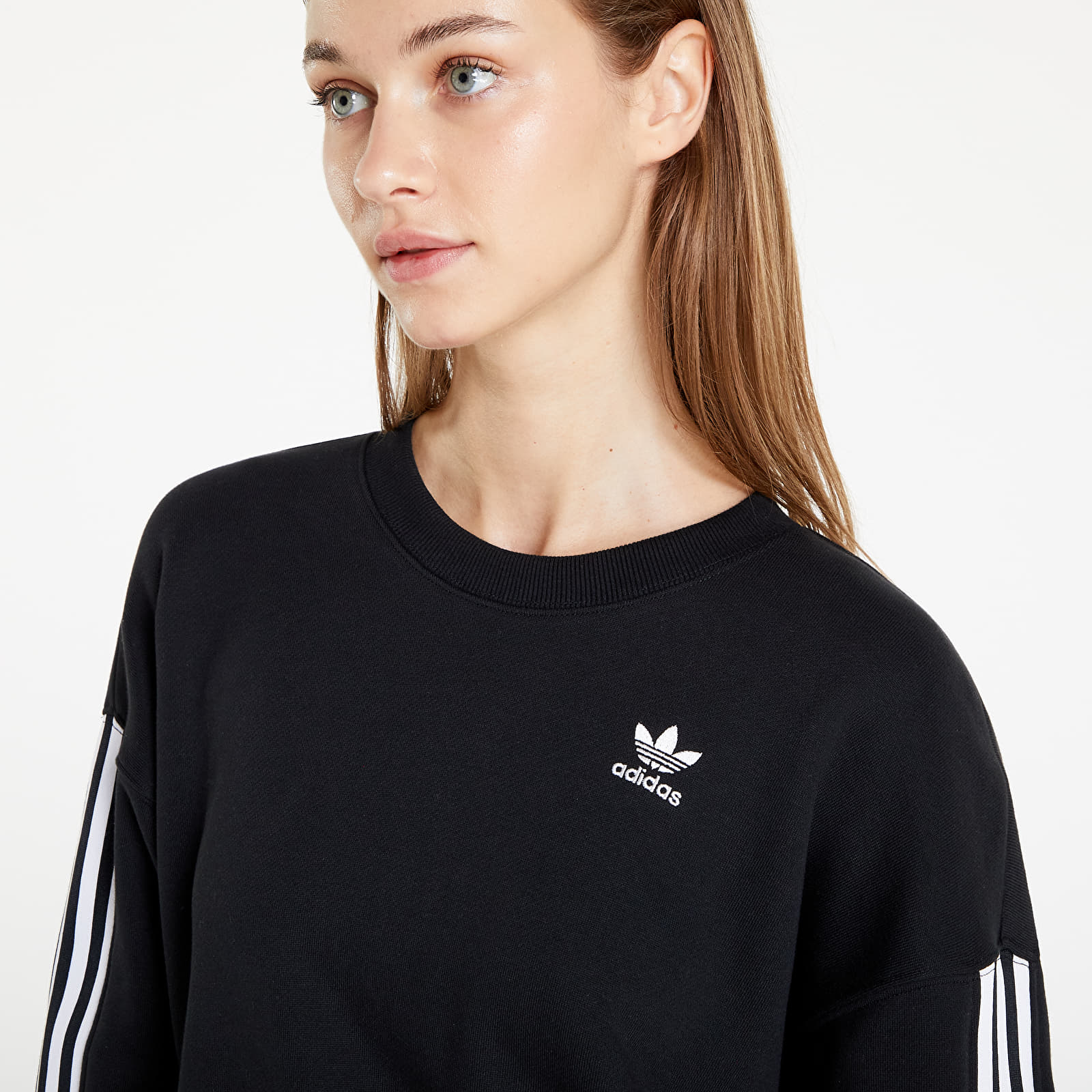 Adidas adicolor sweatshirt hotsell