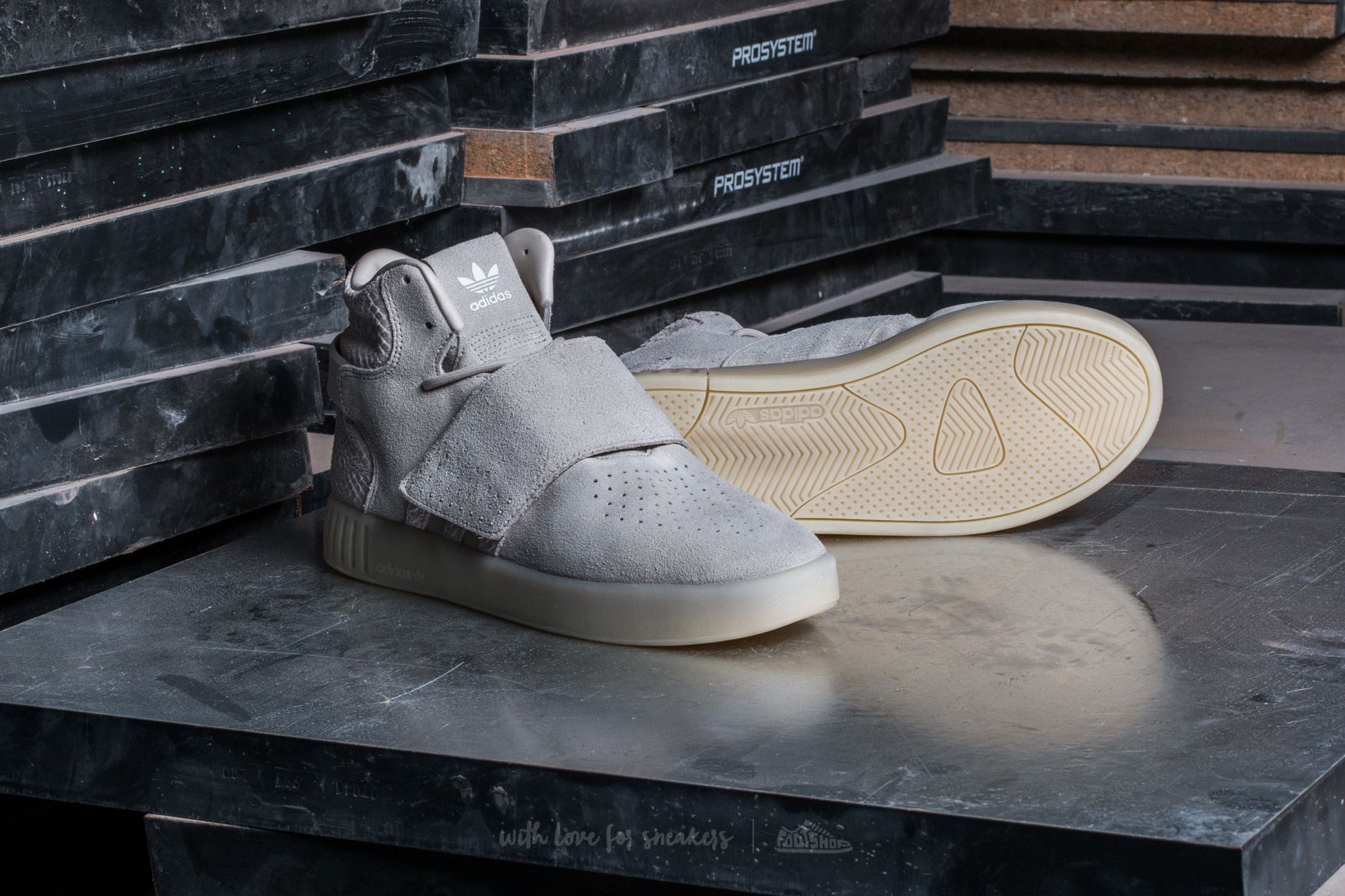 Men s shoes adidas Tubular Invader Strap Clear Brown Clear Brown