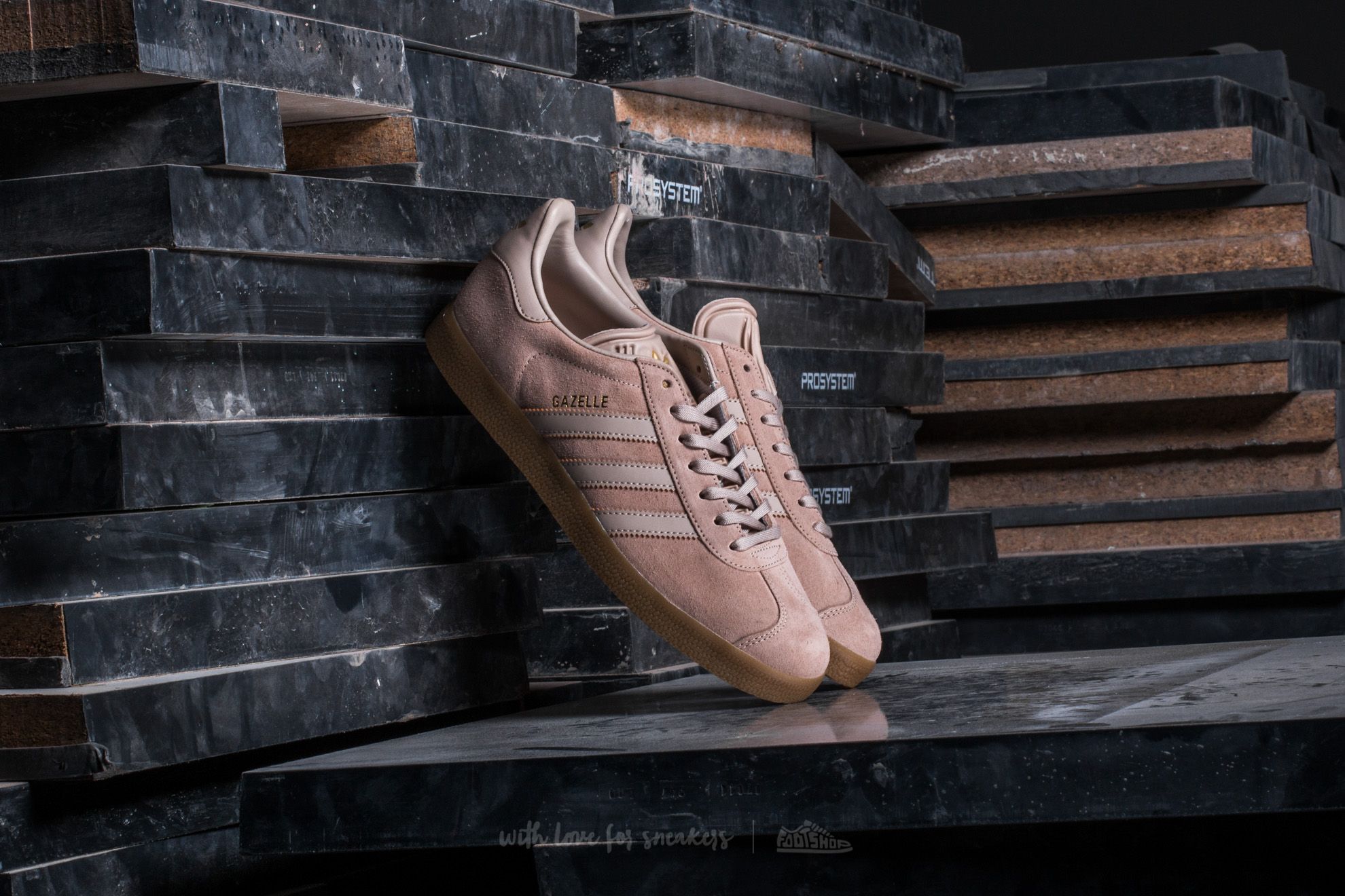 Adidas gazelle shop clay brown gum