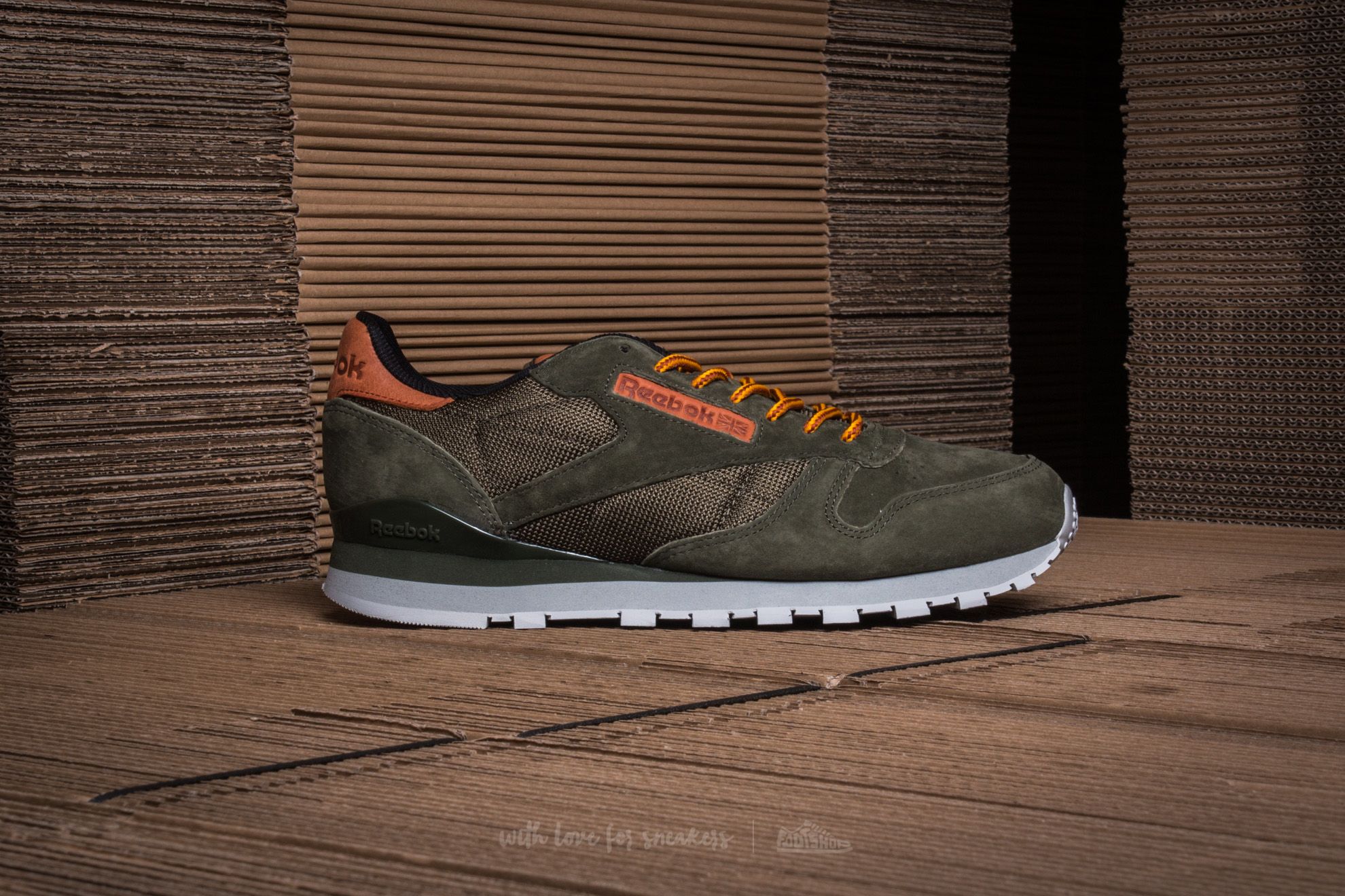 Men's shoes Reebok Classic Leather OL Polar Greens/ Steel/ Gold