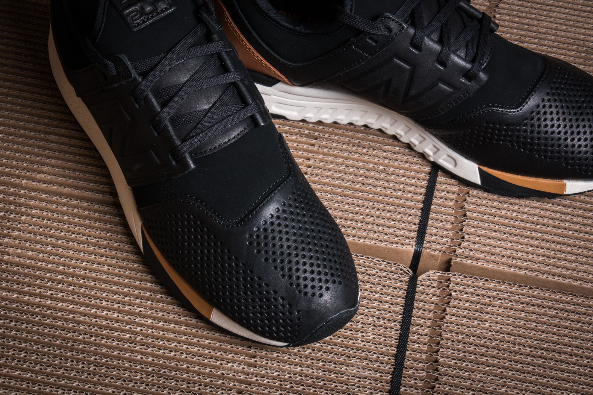 New balance 247 online luxe black leather trainers