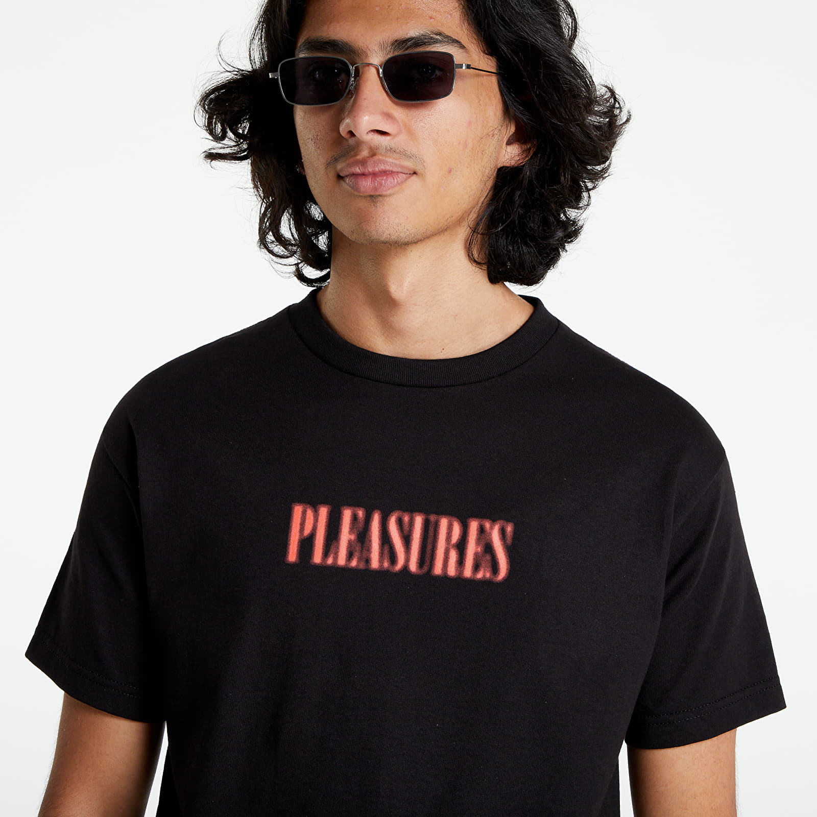 T-shirts PLEASURES Blurry T-Shirt Black