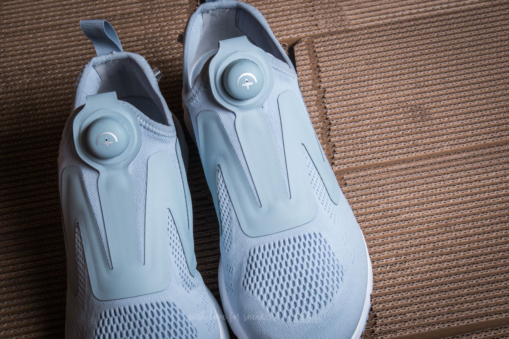 Men's shoes Reebok Pump Supreme Engine Gable Grey/ White