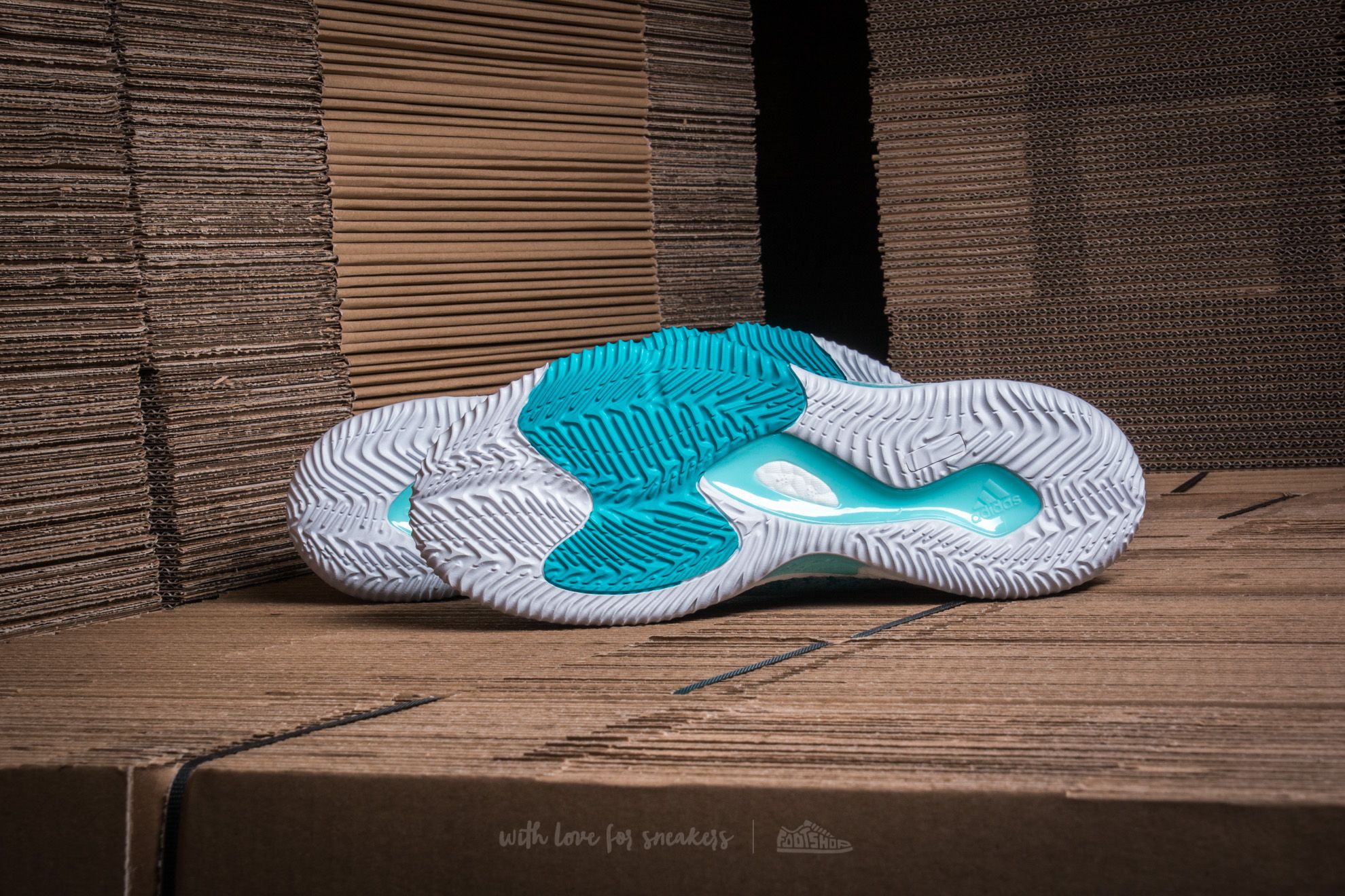Scarpe uomo adidas Crazylight Boost Low 2016 Clear Aqua/ Ftw White/ Energy