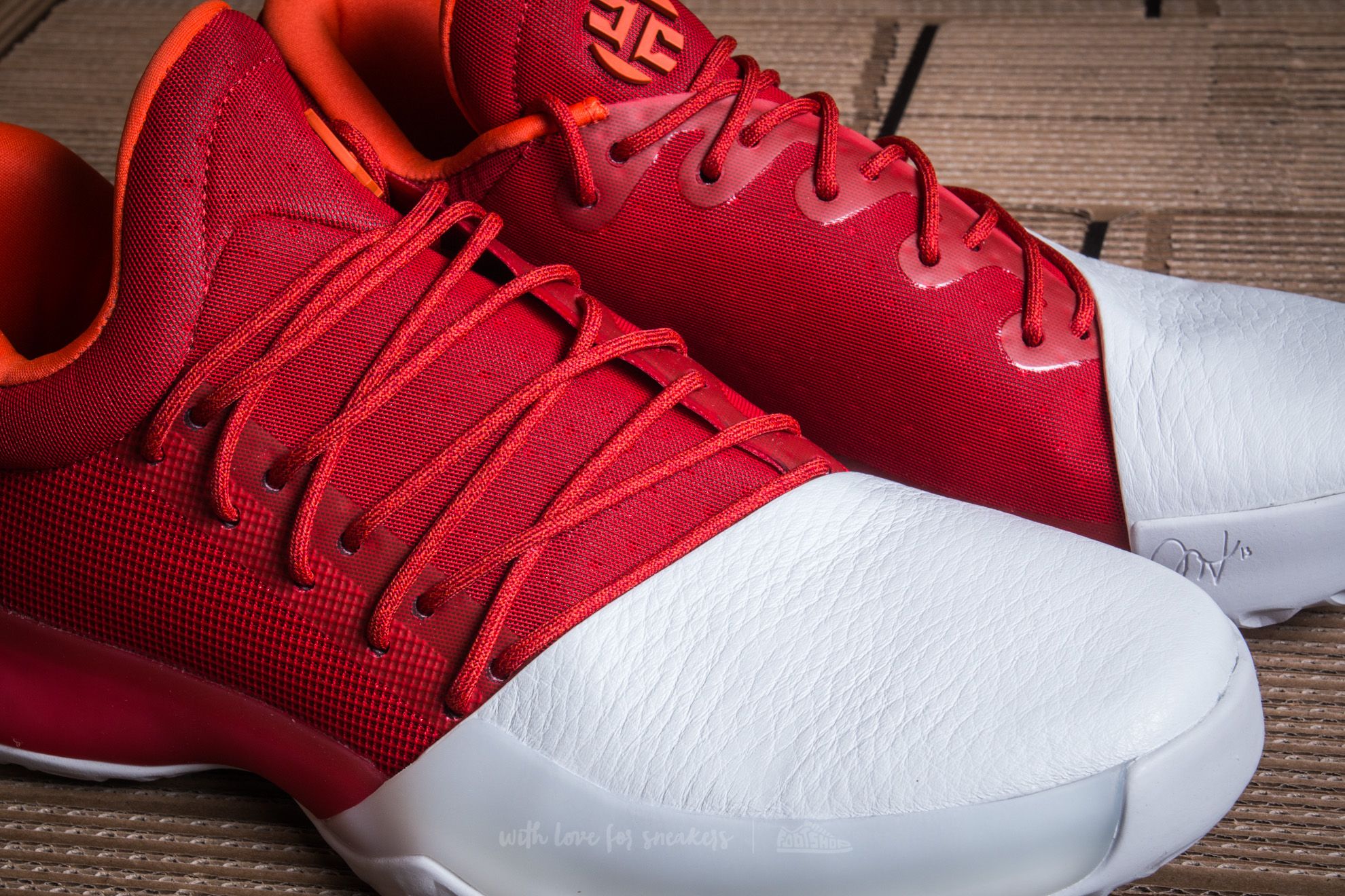 Herenschoenen adidas Harden Vol. 1 Scarlet Footwear White Energy