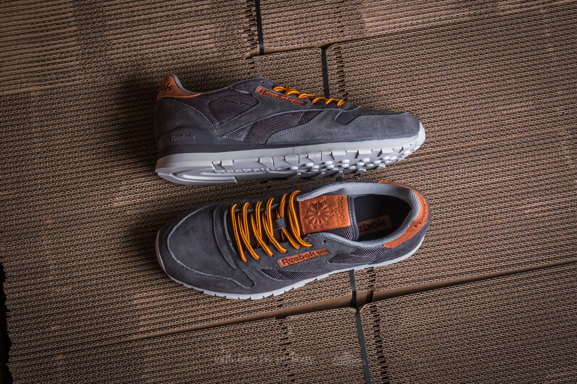 Reebok classic leather ash grey on sale