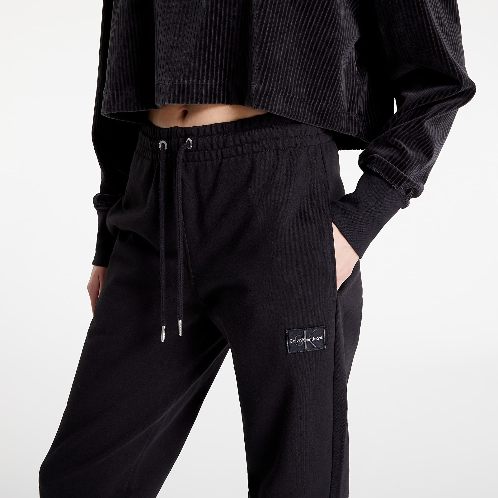 Calvin klein shop cuffed joggers