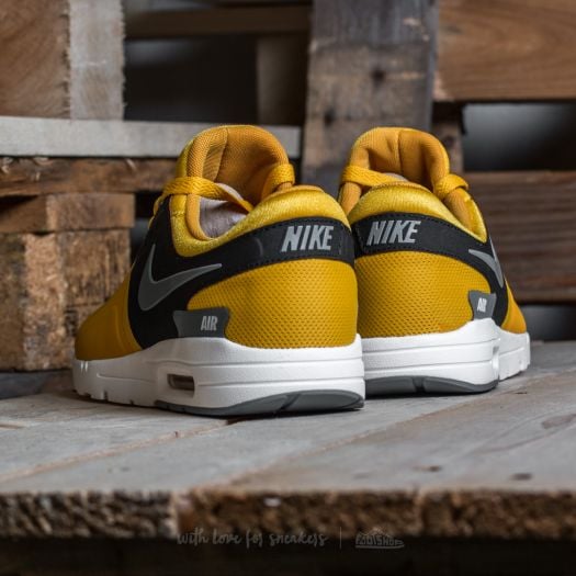 Chaussures et baskets femme Nike W Air Max Zero Gold Dart Cool Grey Ivory Footshop