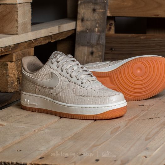 Air force 1 oatmeal online