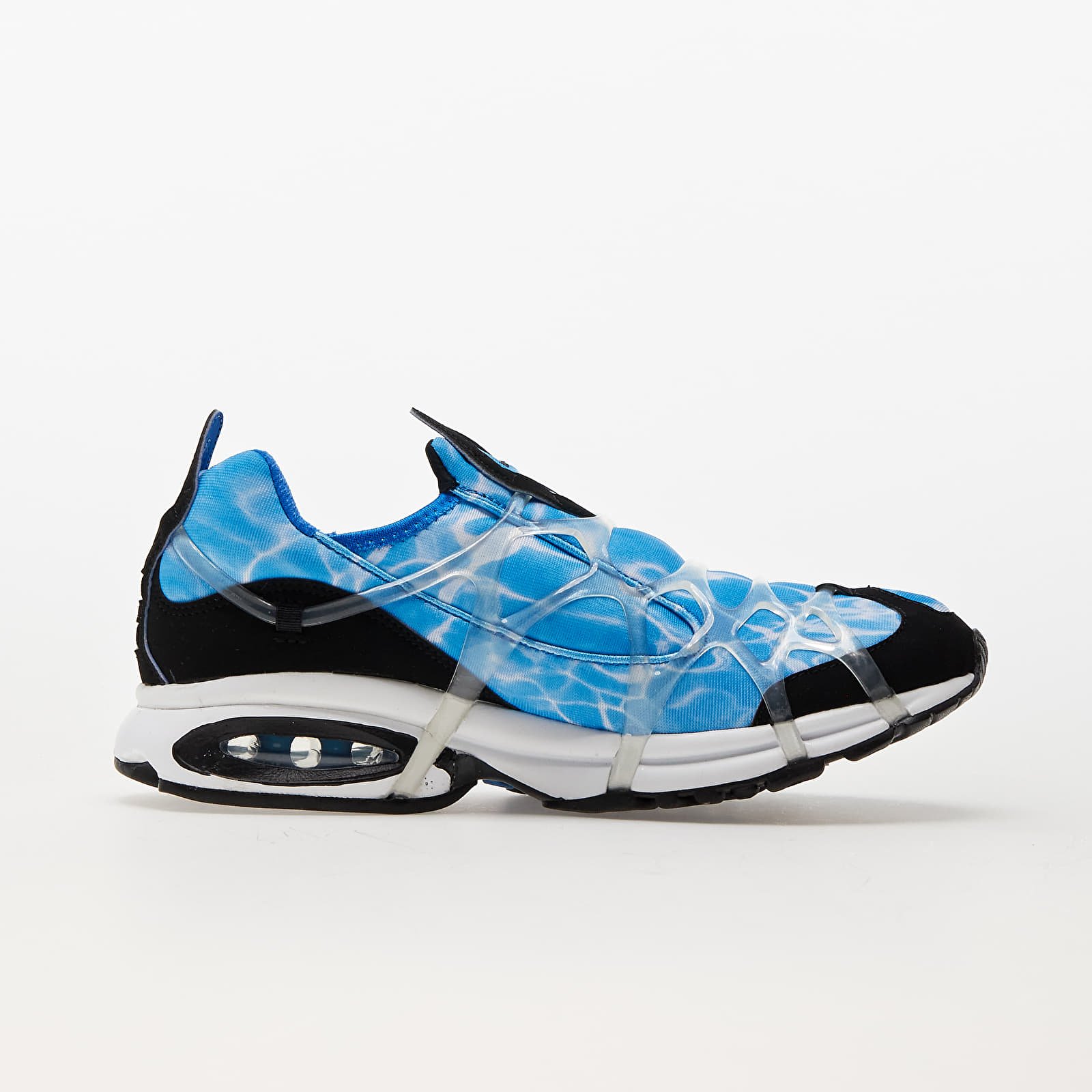 Nike aqua 2025 colored shoes