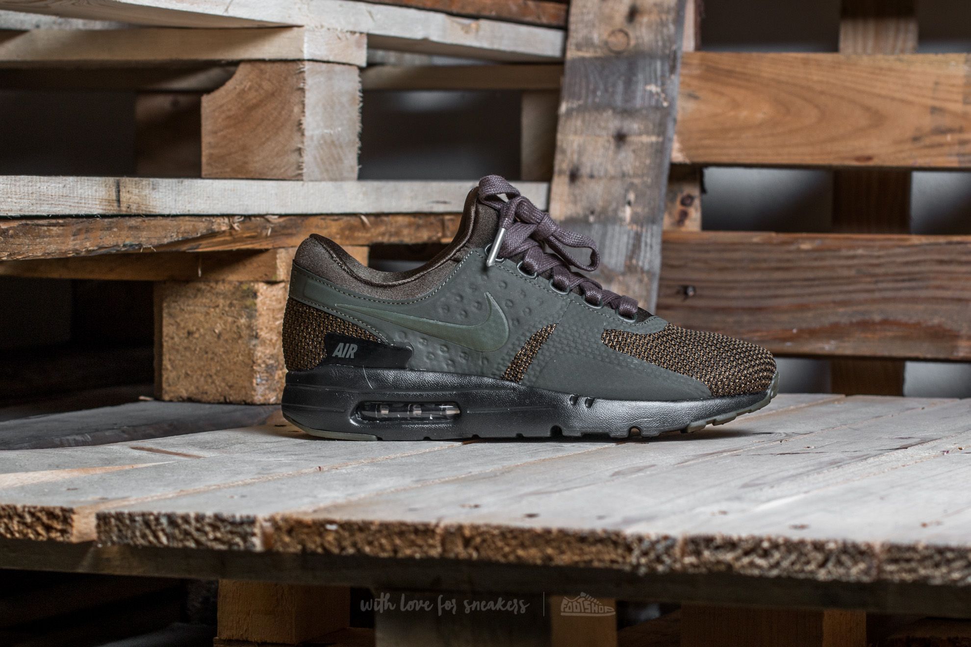 Men s shoes Nike Air Max Zero Premium Dark Loden Dark Loden Black Footshop