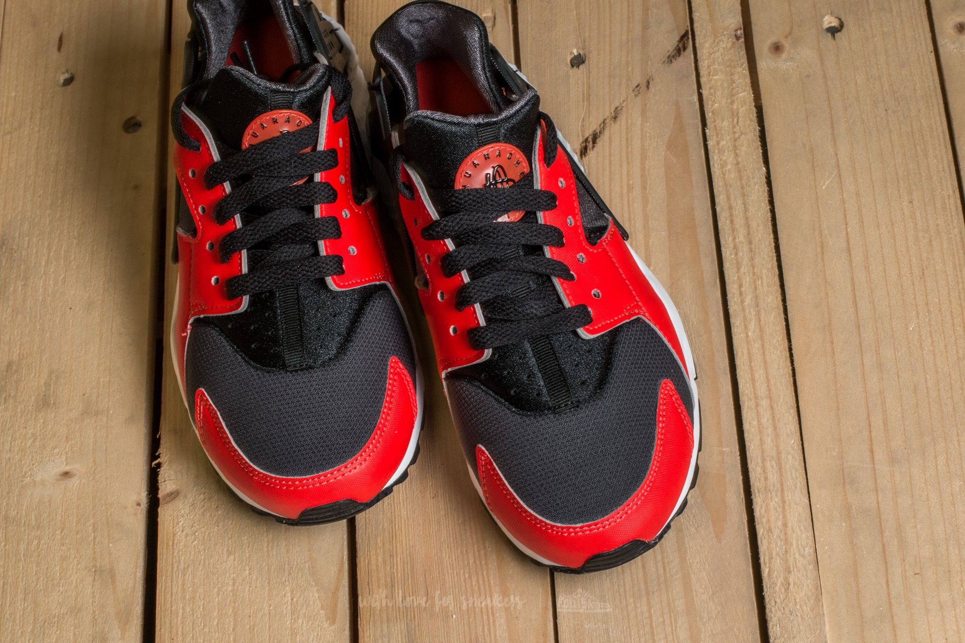 Nike air huarache black and orange clearance