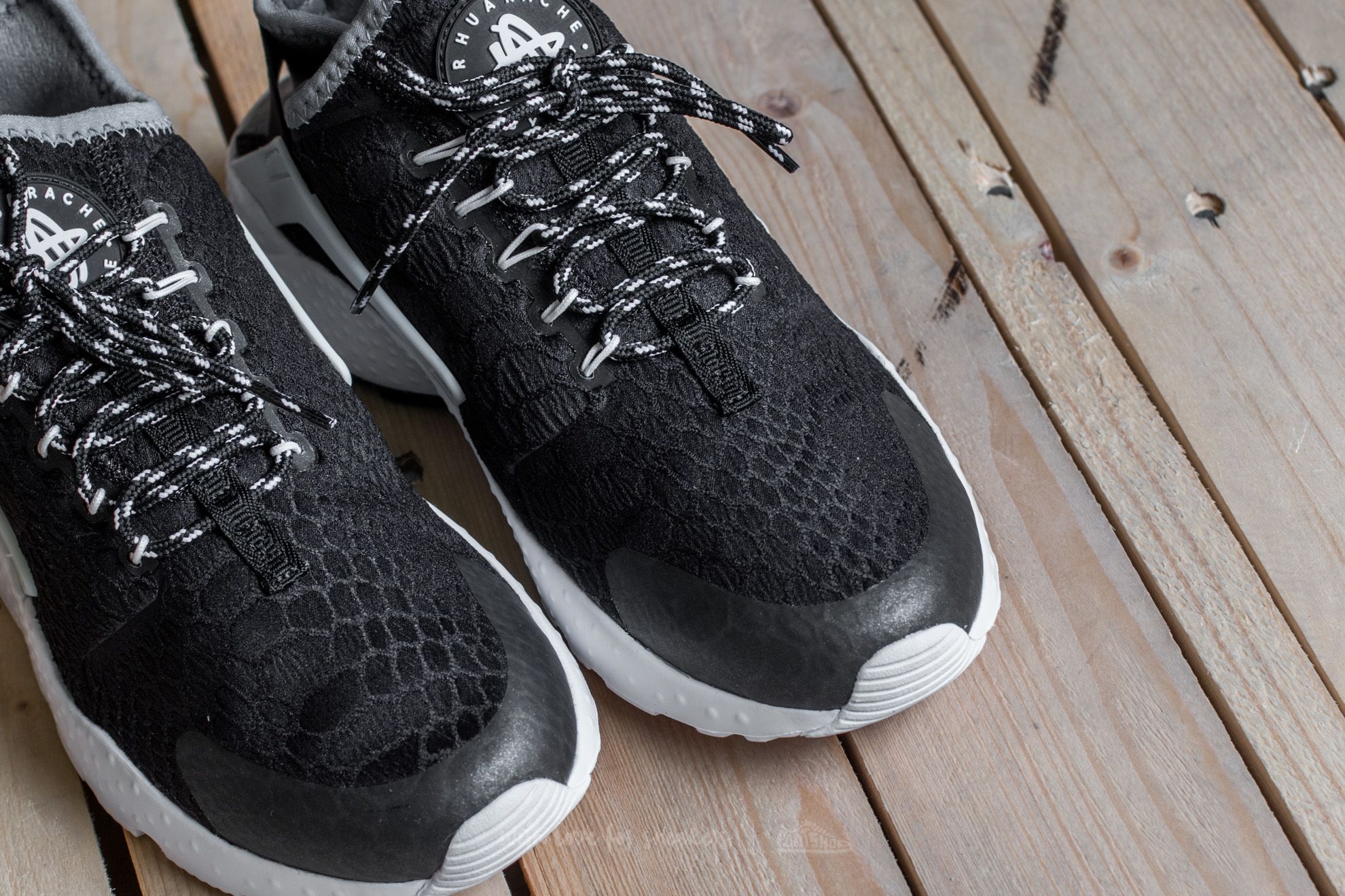 Sieviešu apavi Nike W Air Huarache Run Ultra Black/ Black-Black-White