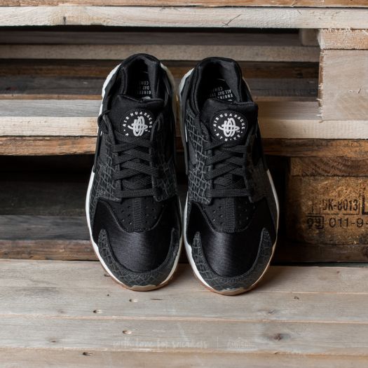 Nike Wmns Air Huarache Run Premium