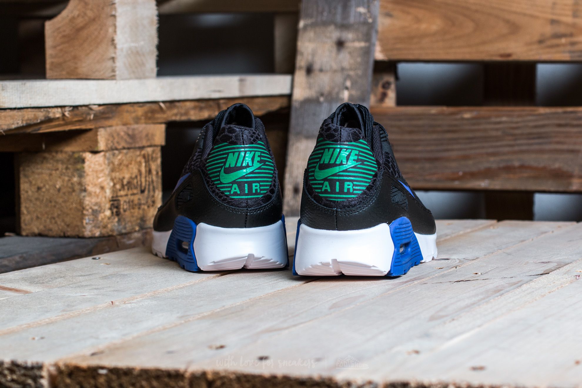 Men s shoes Nike W Air Max 90 Ultra 2.0 Black Paramount Blue White Footshop