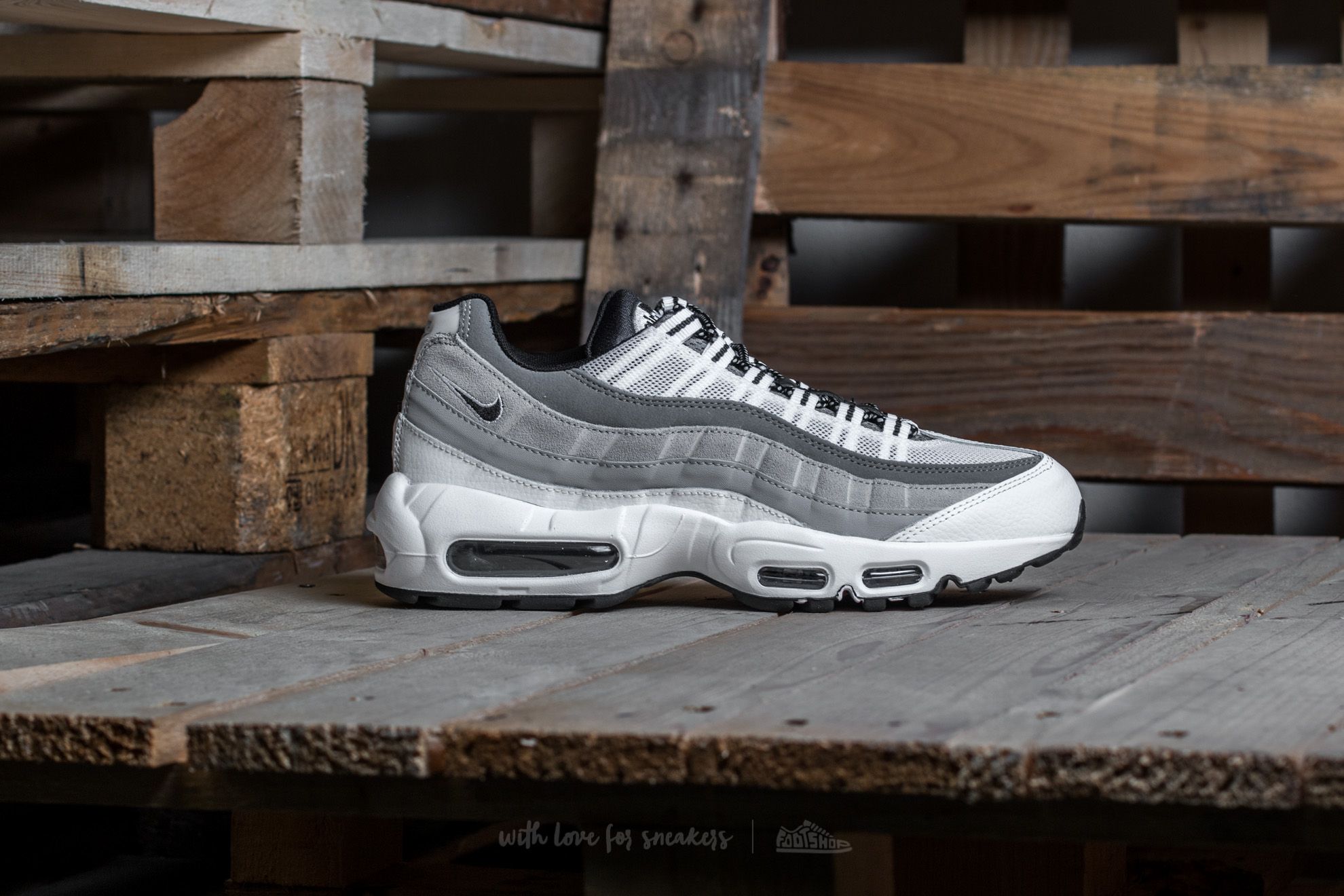 Férfi cipők Nike Air Max 95 Essential White/ Black-Wolf Grey