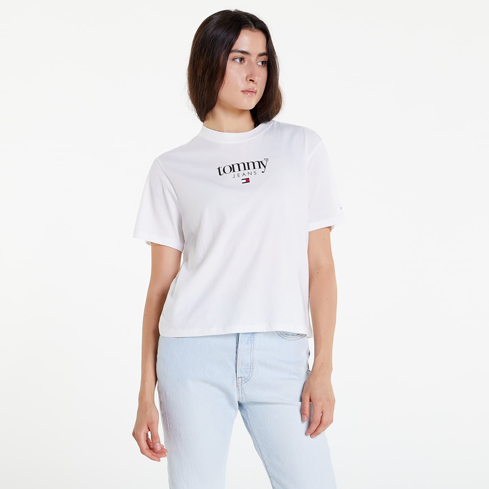 T-shirts Tommy Jeans Classic Essential Logo Tee White