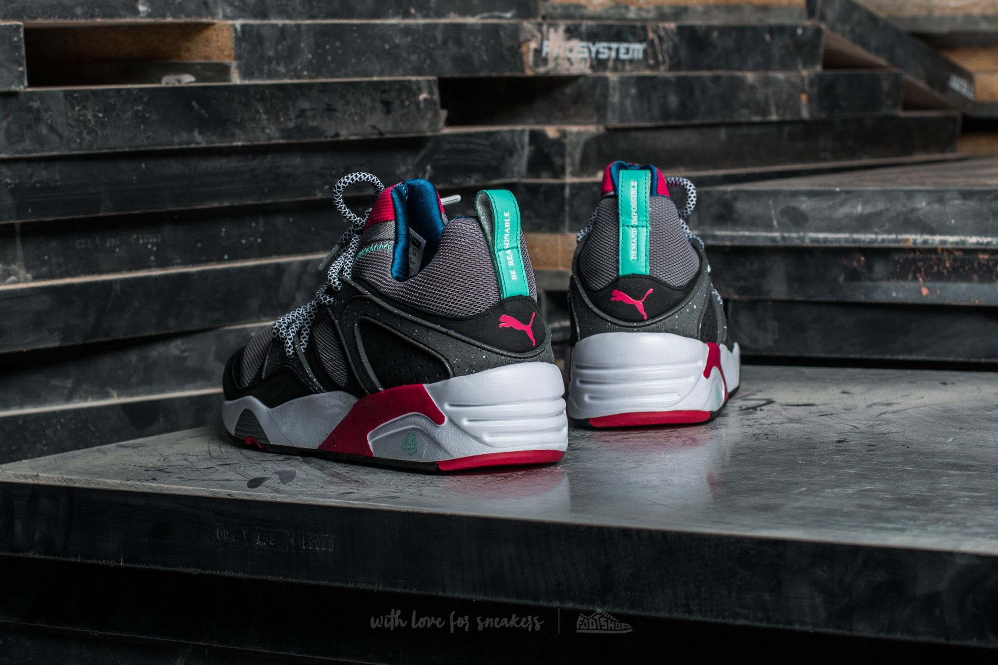Puma blaze 2025 of glory red