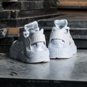 white huarache mens