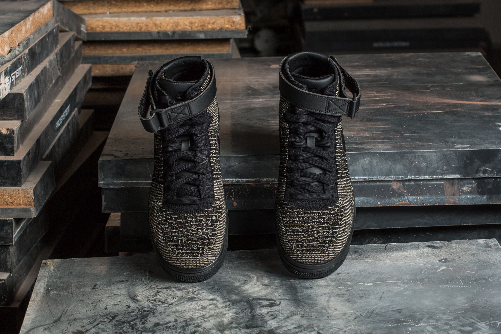 Nike air force 1 ultra flyknit outlet mid palm green