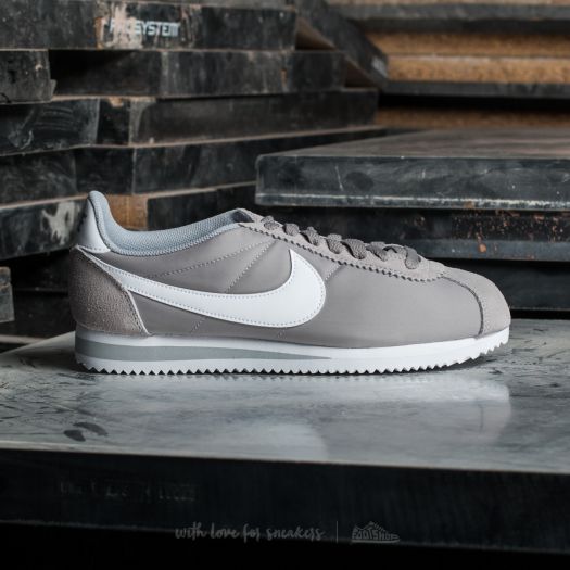 Nike cortez shop nylon wolf grey