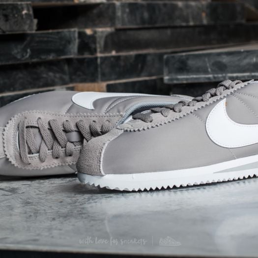 Men s shoes Nike Classic Cortez Nylon Wolf Grey White Footshop