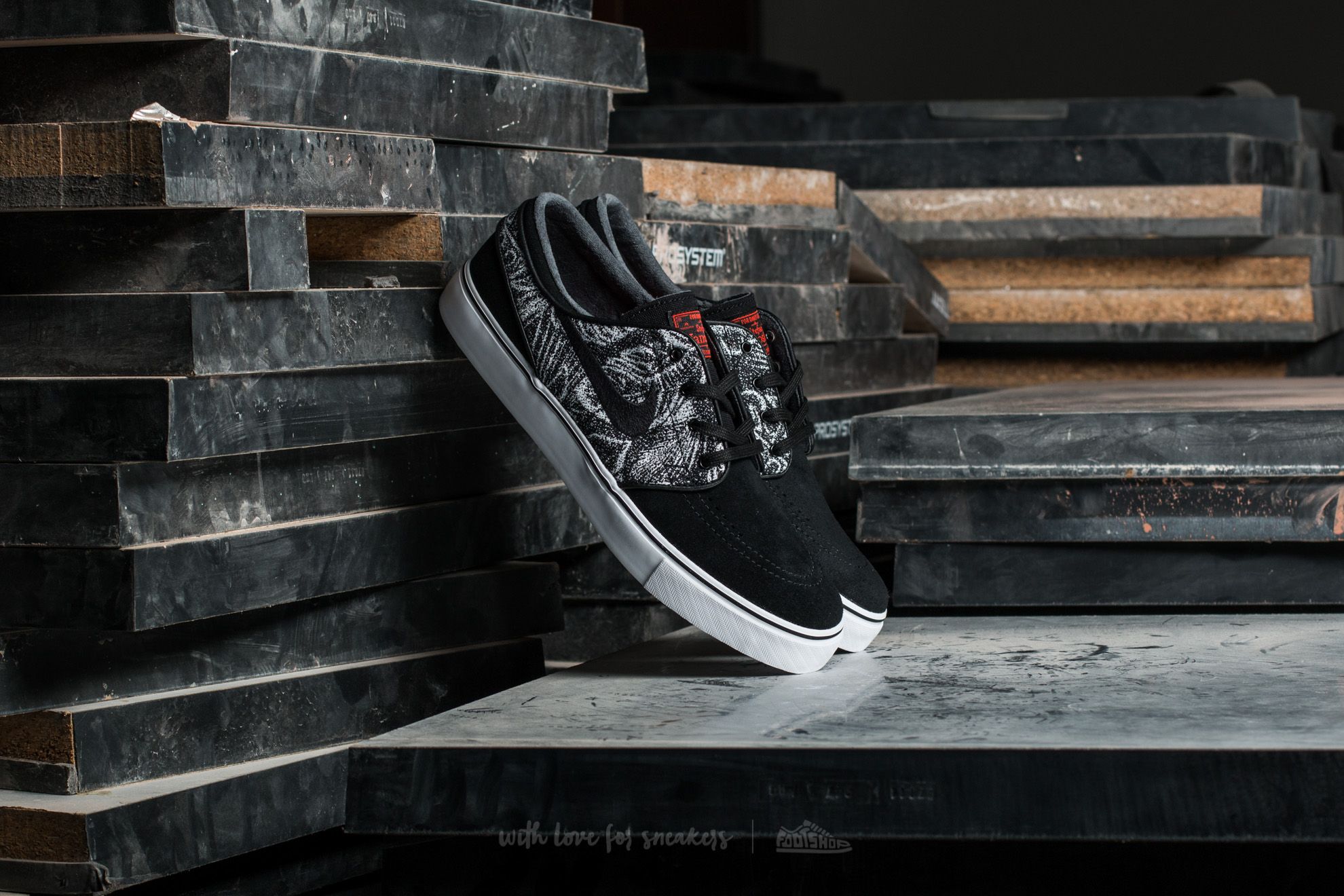 Men's shoes Nike Zoom Stefan Janoski Black/ Black-Max Orange-White