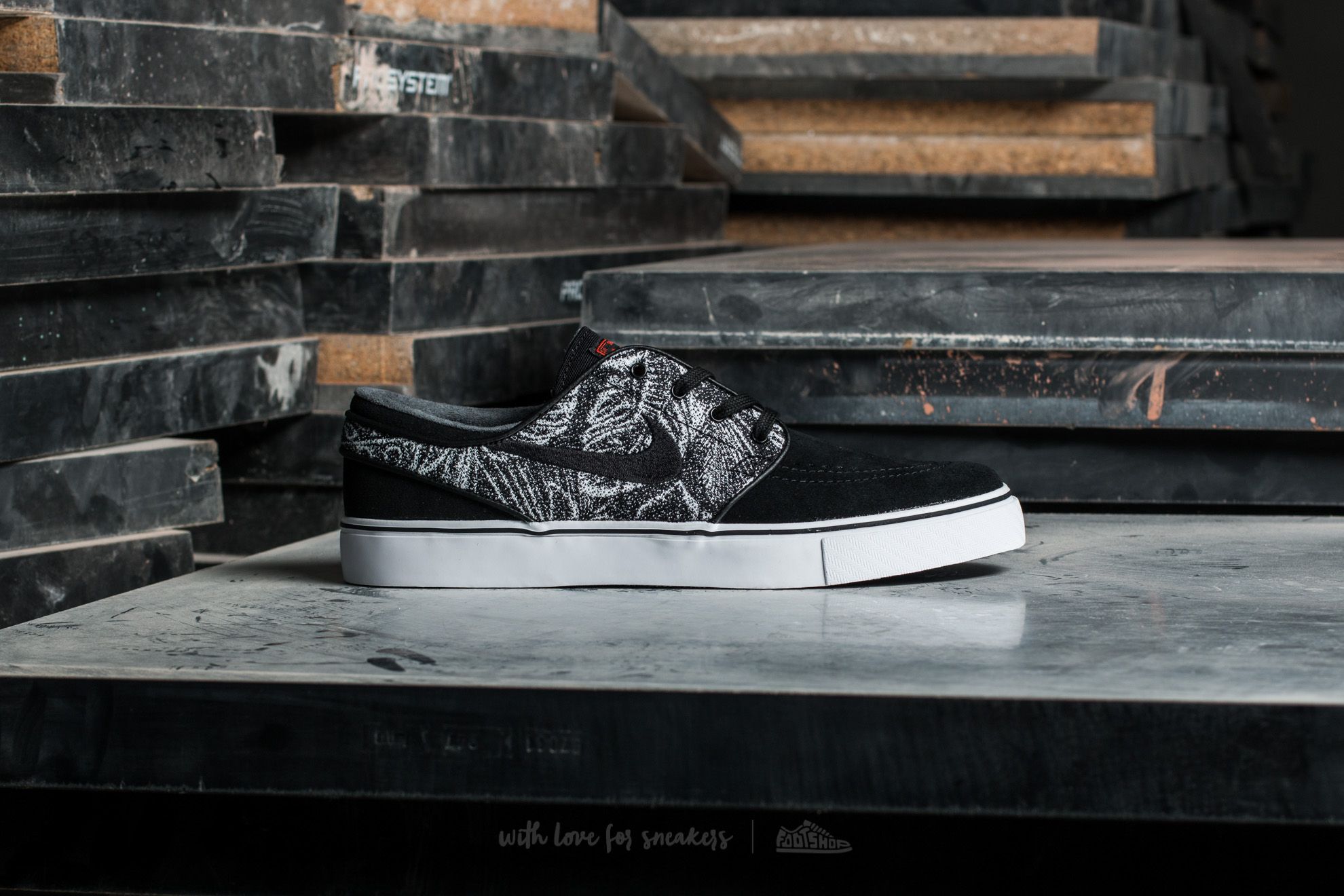 Men's shoes Nike Zoom Stefan Janoski Black/ Black-Max Orange-White