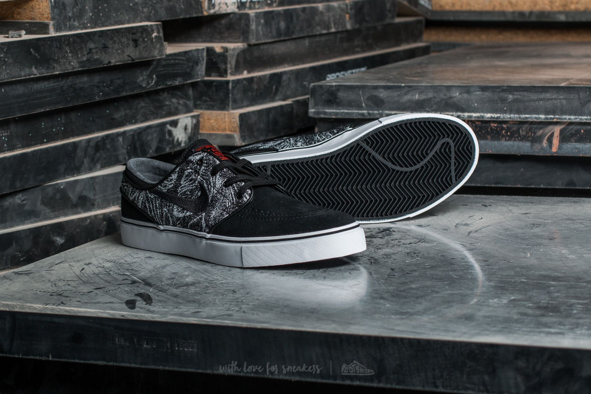 Men's shoes Nike Zoom Stefan Janoski Black/ Black-Max Orange-White