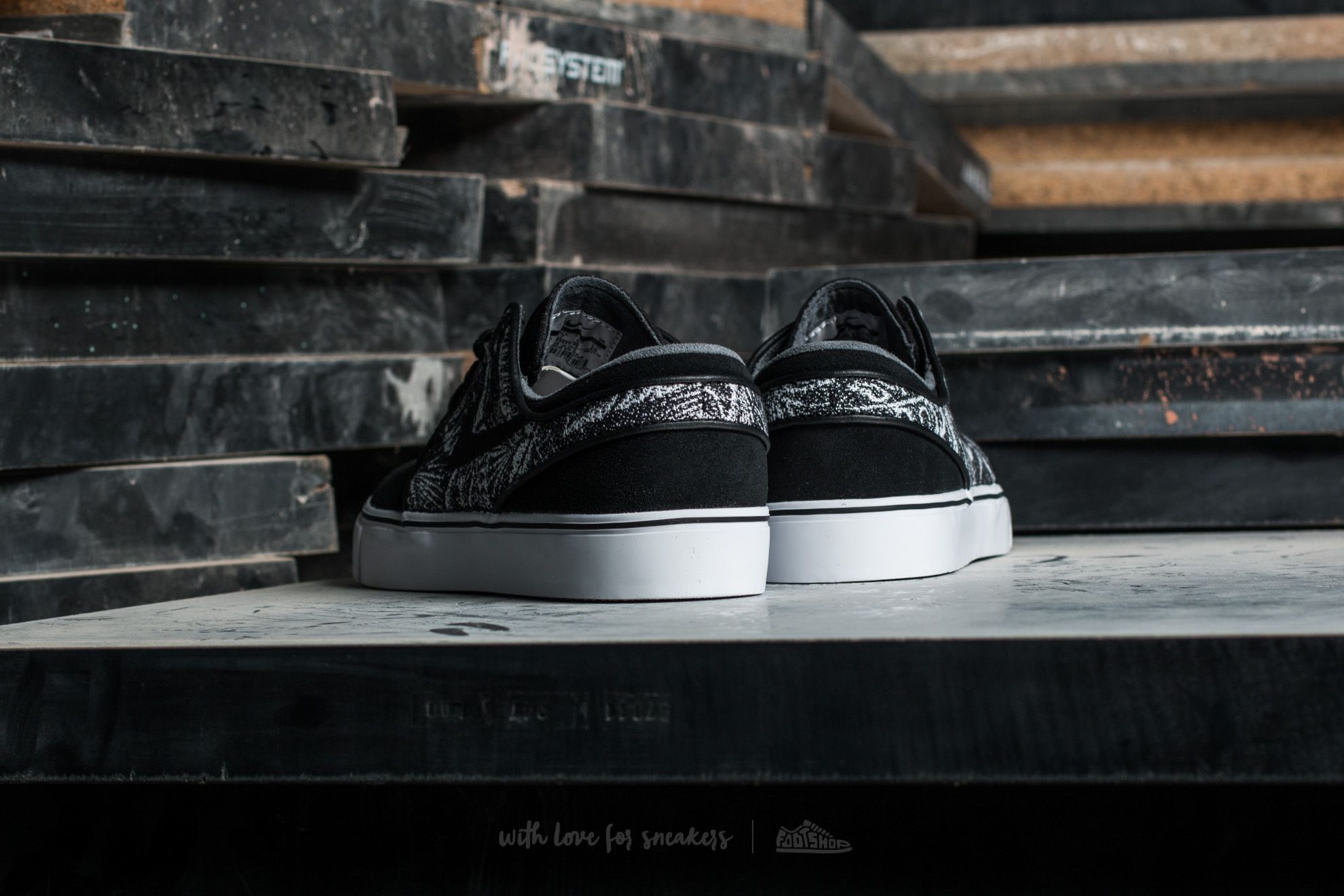 Men's shoes Nike Zoom Stefan Janoski Black/ Black-Max Orange-White
