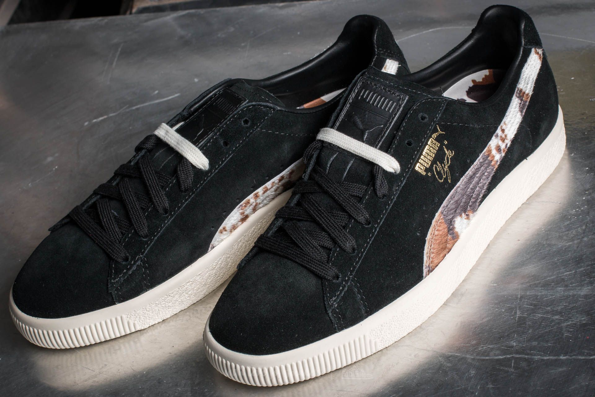 Puma clyde x packer clearance