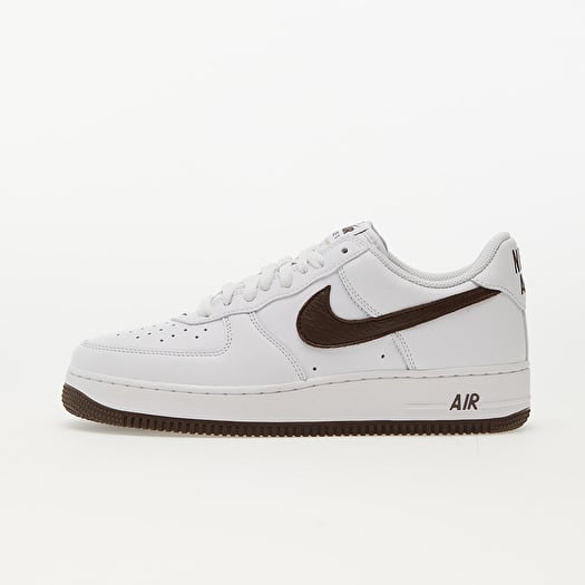 Men s shoes Nike Air Force 1 Low Retro White Chocolate Metallic Gold Footshop